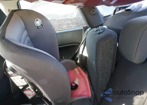 2018 Ford Fiesta Se из США, поврежденный, VIN 3FADP4BJ4JM139692